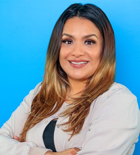 Dulce, Dental Assistant